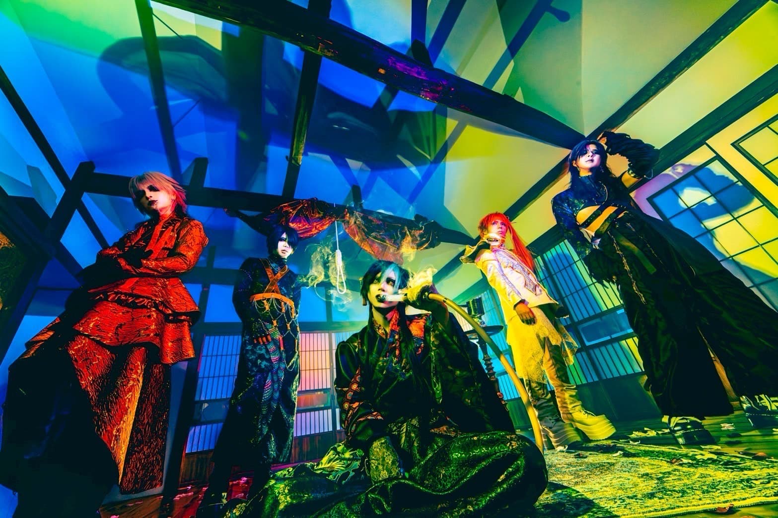 【スチール】グラビティ オフィシャルアーティスト写真公開