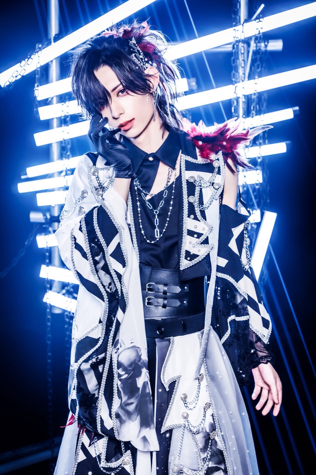 【Photography】.Roach　オフィシャルアーティスト写真公開